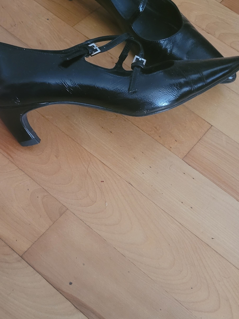 Massimo Dutti Black Pointed Mary Jane Heels - Picture 2 of 5